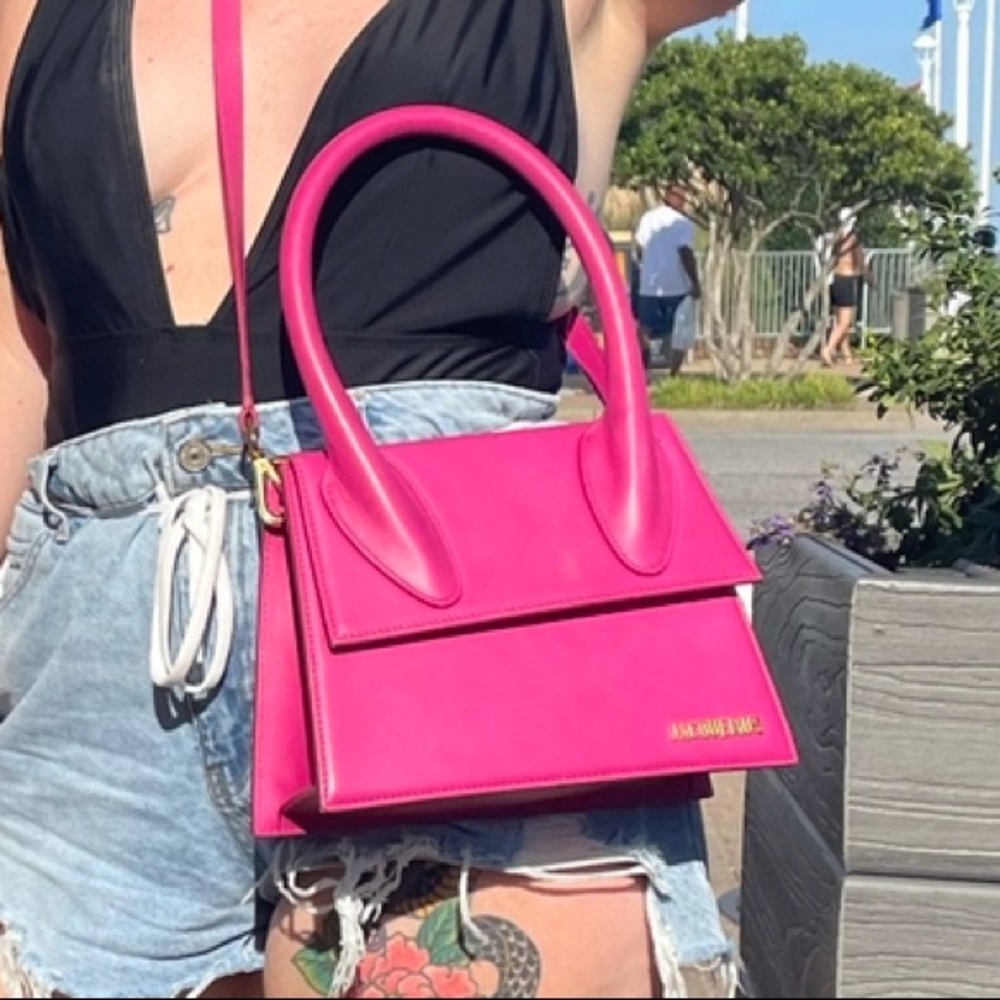 HOT PINK  AUTHENTIC JACQUEMUS BAG